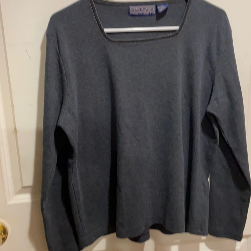 Newton Trading Co xl grey top velvety neckline SALE - Picture 1 of 7